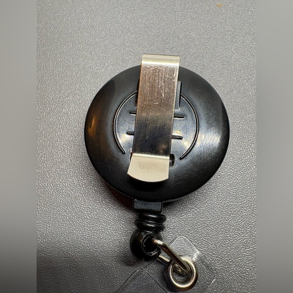 Amazon Badge Retractable Retractor Exclusive Peccy BFL2 Work Worker Cool Swag - Picture 6 of 8